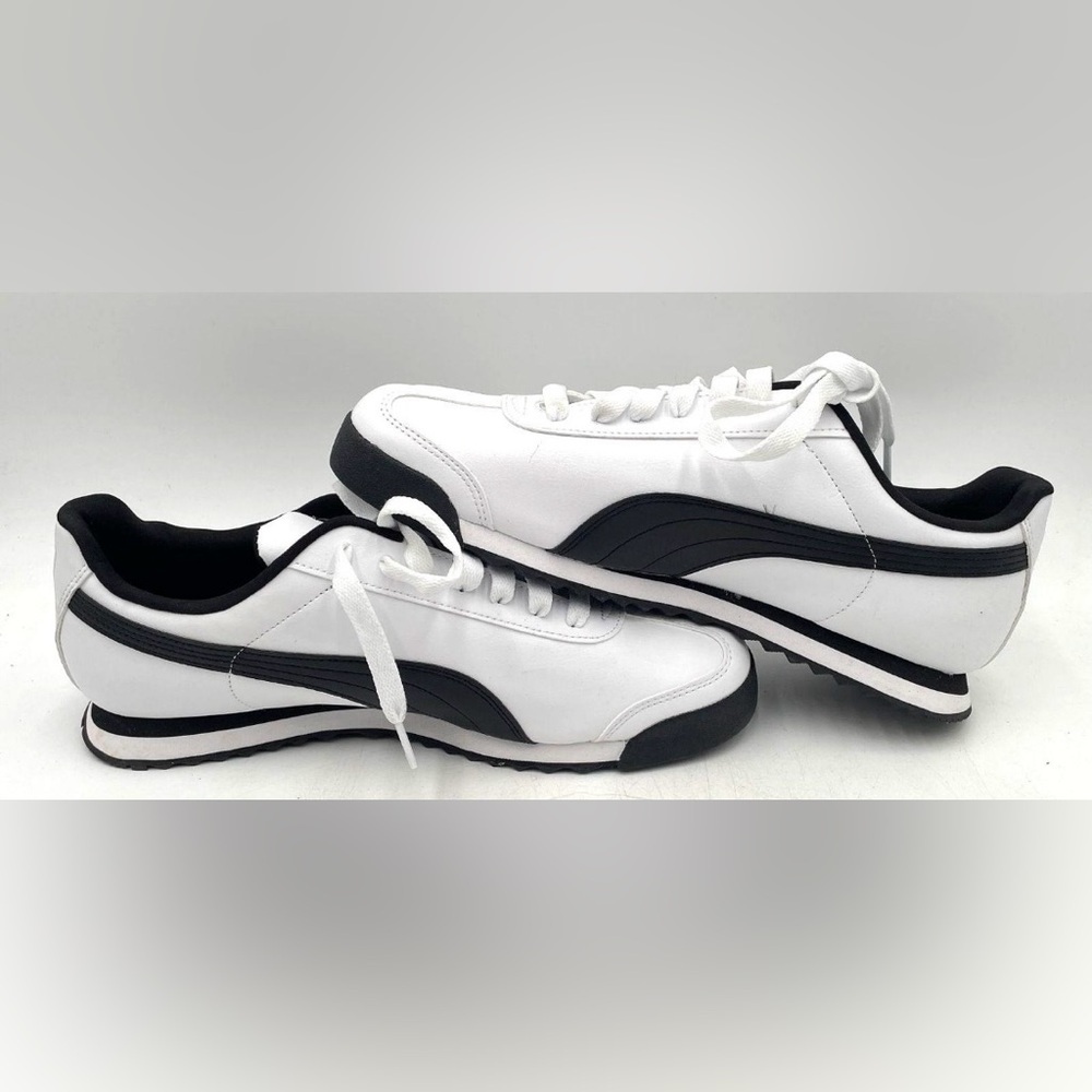 Puma Roma Basic Black & White Sneakers - Picture 3 of 6